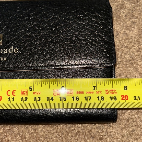 Kate Spade Black Southport Avenue Sandra Leather Wallet - Picture 12 of 15
